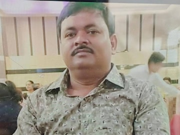 তৃণমূল নেতাকে গুলি