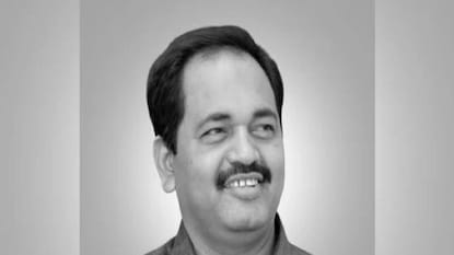 মহাকুম্ভে এসে মৃত এনসিপি নেতা। ছবি- পিটিআই মহাকুম্ভে এসে মৃত এনসিপি নেতা। ছবি- পিটিআই