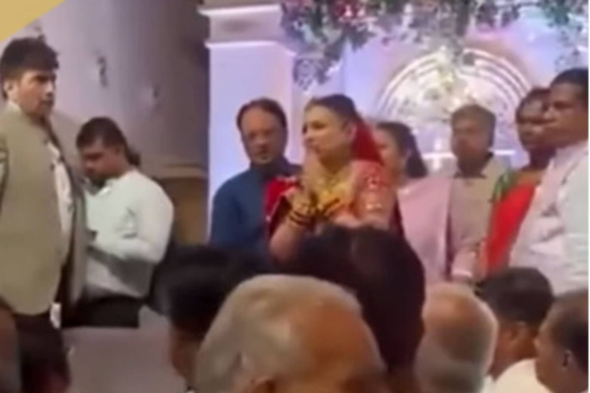 ছাদনাতলায় দাঁড়িয়ে 'কনে'..! মালাবদলের জন্য 'বর' আসতেই, একী করে বসলেন 'শাশুড়ি-মা'!