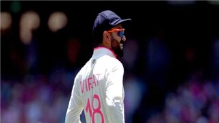 বিরাট কোহলিকে রাজকোটে সৌরাষ্ট্রের বিরুদ্ধে তাদের পরবর্তী রনজি ম্যাচ  খেলার জন্য দিল্লির ২২-সদস্যের অস্থায়ী স্কোয়াডে রাখা হয়েছে