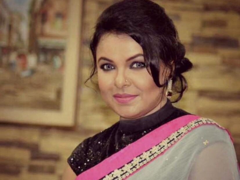প্রথম আলোকে পুলিশ কমিশনার বলেন, ‘‘তিনি রাষ্ট্রীয় ষড়যন্ত্র করছিলেন।’’ আপাতত তাঁকে পুলিশি হেফাজতে নেওয়া হয়েছে বলেই জানা গিয়েছে। এ বিষয়ে নিশ্চিত করেছেন ডিএমপির মিডিয়া অ্যান্ড পাবলিক রিলেশনস বিভাগের উপকমিশনার মুহাম্মদ তালেবুর রহমান।