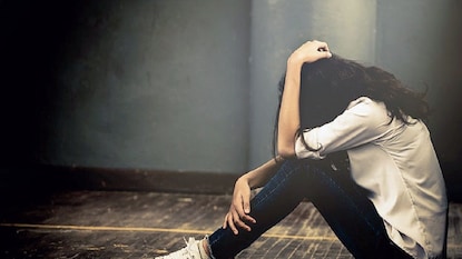 চরম সিদ্ধান্ত নিল ছাত্রী চরম সিদ্ধান্ত নিল ছাত্রী