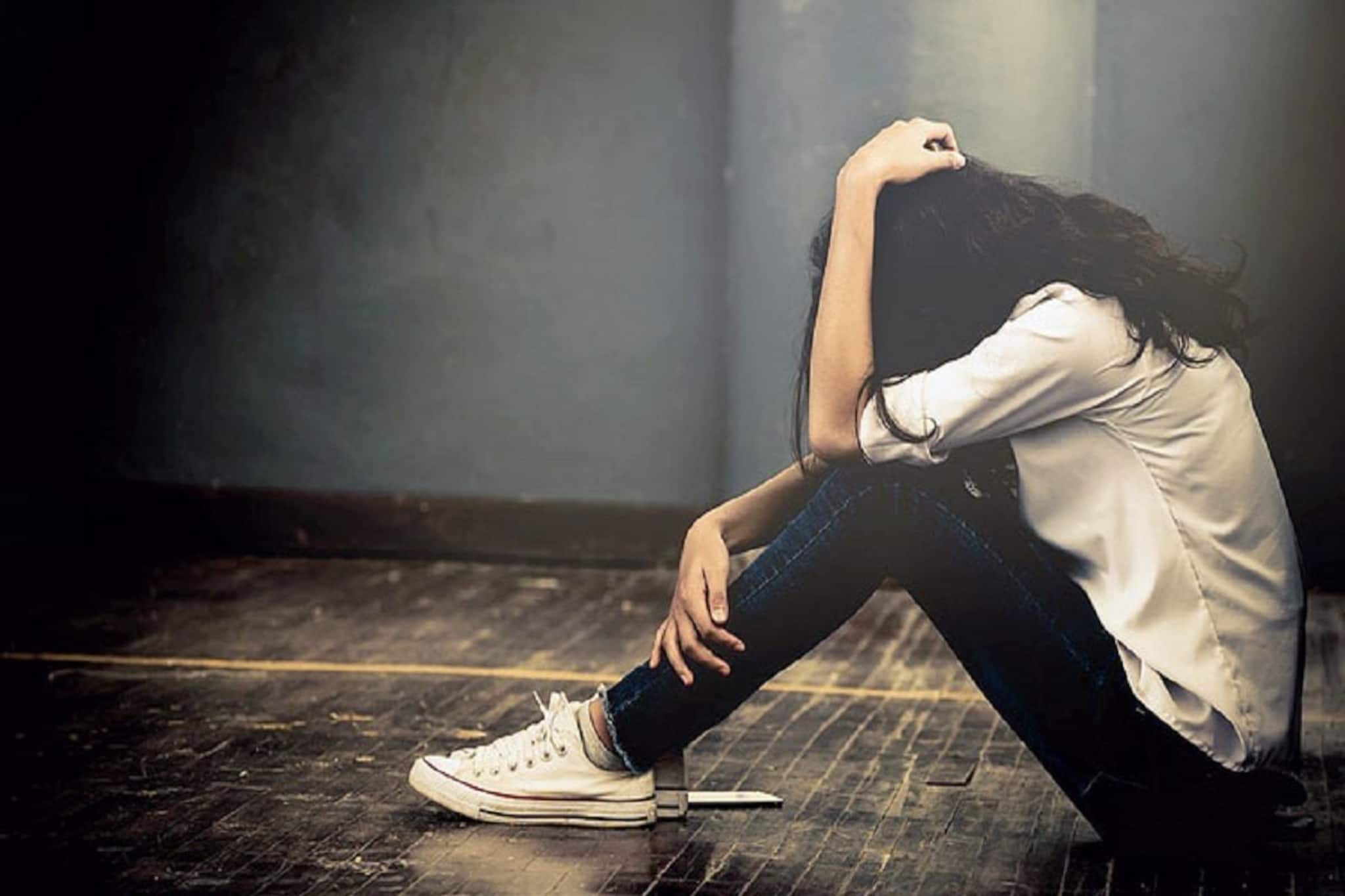 অষ্টম শ্রেণীর ছাত্রীকে স্কুলে মারধরের জেরে চরম সিদ্ধান্ত স্কুল ছাত্রীর, অভিযোগ পরিবারের