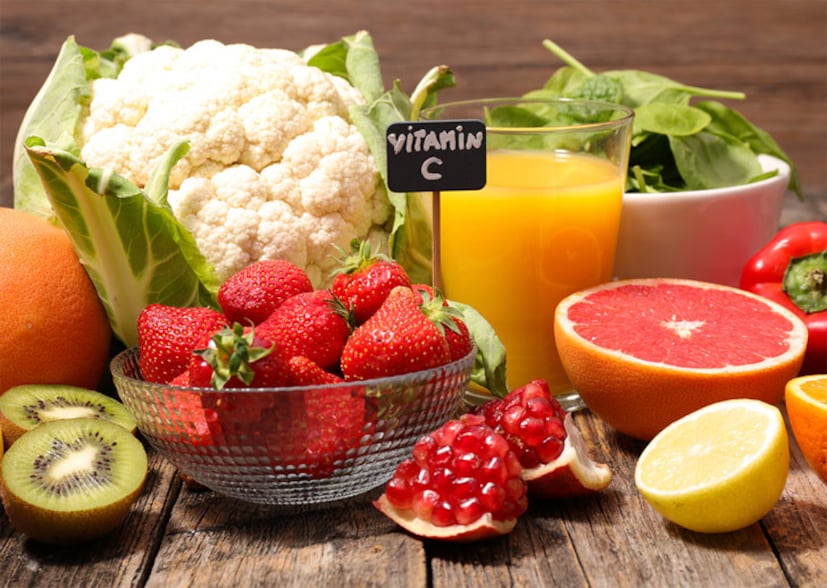 ১৯ বছর বা তার বেশি বয়সী মেয়েদের রোজ ৭৫ মিলিগ্রাম ভিটামিন সি খাওয়া উচিত। ১৯ বছর বা তার বেশি বয়সী ছেলেদের রোজ ৭৫ মিলিগ্রাম ভিটামিন সি খাওয়া উচিত। গর্ভবতীদের রোজ গড়ে ৮৫ মিলিগ্রাম ও স্তন্যপান করানোর সময় মায়েদের রোজ গড়ে ১২০ গ্রাম ভিটামিন সি খাওয়া উচিত।
