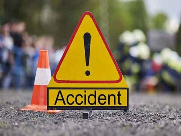 মাধ্যমিক দিয়ে বাড়ি ফেরা হল না! বাইক নিয়ে ফেরার পথে মর্মান্তিক দুর্ঘটনা, রক্তে ভাসল রাস্তা
