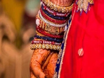 প্রথম বিয়ে লুকিয়ে দ্বিতীয় বিয়ের আসরে কনে! মাঝপথে ধরা পড়লেন হাতেনাতে, কারণ জানলে চমকে যাবেন