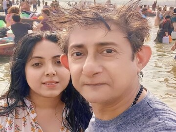 সব পাপ ধুয়ে গেল! মহাকুম্ভে ডুব দিলেন কাঞ্চন-শ্রীময়ী! তারপর? তুমুল ভাইরাল