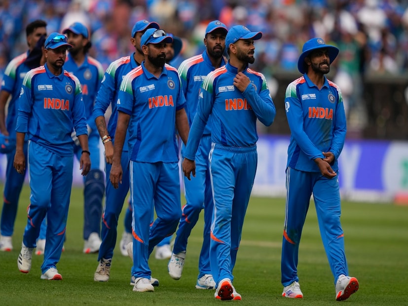 এখন পর্যন্ত খেলা দুটি ম্যাচে, ভারতীয় স্পিনার কুলদীপ যাদব এবং অক্ষর প্যাটেল তিনটি করে উইকেট নিয়েছেন, আর রবীন্দ্র জাদেজা একটি মাথার খুলি দাবি করেছেন। স্পিডস্টার মহম্মদ শামি পাঁচ উইকেট নিয়ে এক নম্বরে রয়েছেন , তার পরেই রয়েছেন হর্ষিত রানা (৪ উইকেট) এবং হার্দিক পান্ডিয়া (২ উইকেট)।