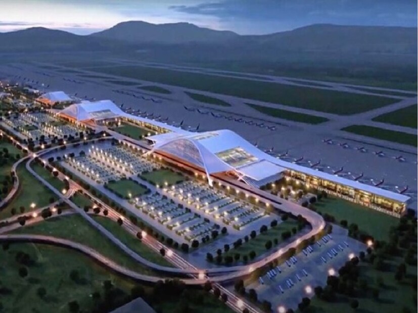 যদিও চিন CPEC কে তার জিনজিয়াং প্রদেশ এবং আরব সাগরের মধ্যে একটি গুরুত্বপূর্ণ লিঙ্ক হিসাবে দেখছে৷ কিন্তু দেশের মানুষ এই মুহূর্তে বিমান বন্দরের কোনও প্রয়োজনীয়তাই অনুভব করছে না৷  মৌলিক প্রয়োজনীয়তার অভাবের কারণে ভুগছে - এমনকি শহরটি পাকিস্তানের জাতীয় পাওয়ার গ্রিডের সঙ্গেও সংযুক্ত নয়, পরিবর্তে ইরানের বিদ্যুৎ এবং সৌর প্যানেলের উপর নির্ভর করে।