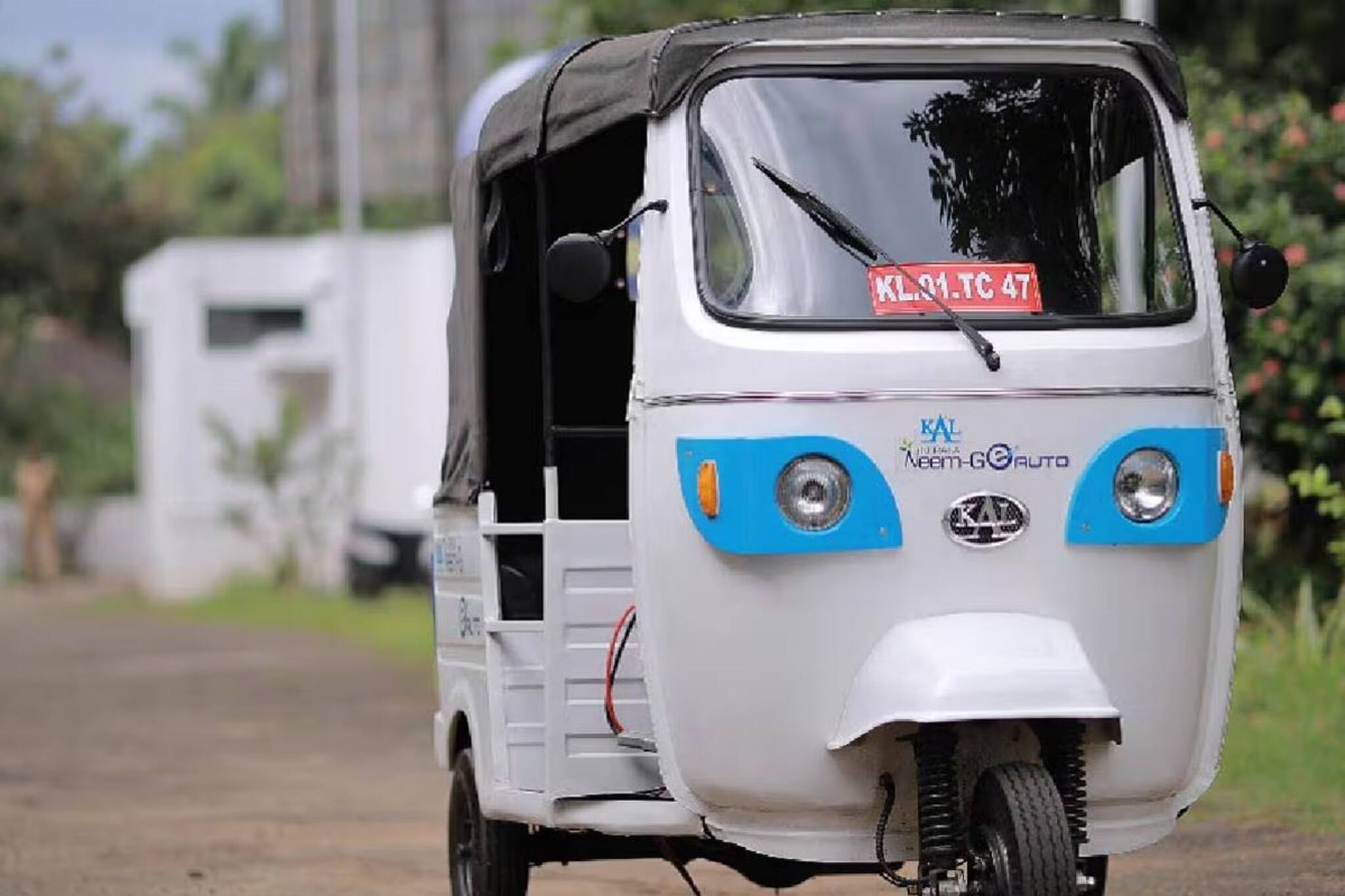 ই-অটোই ভবিষ্যৎ, কলকাতা কি প্রস্তুত? চালকদের নিয়ে বিশেষ বৈঠকে উঠে এল গুরুত্বপূর্ণ তথ্য