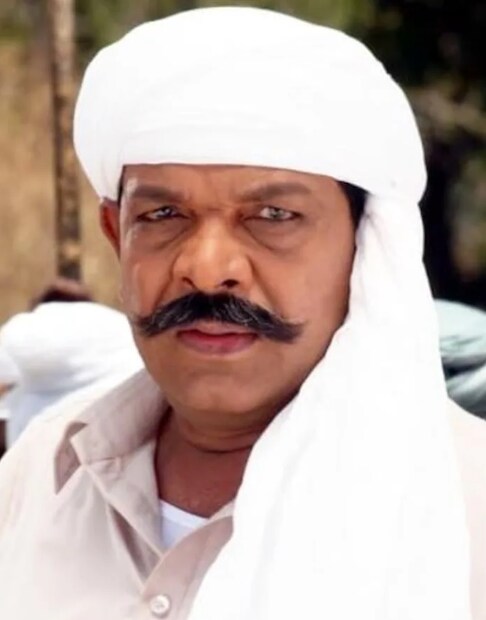 এই ধর্ষণের দৃশ্যকে কেন্দ্র করে ‘প্রেম গ্রন্থ’ ছবিটি দীর্ঘ সময় ধরে বিতর্কের কেন্দ্রবিন্দুতে থেকেছে। যেখানে গোবিন্দ নামদেব অভিনীত চরিত্রটিকে মাধুরী অভিনীত চরিত্রটির সম্মানহানি করতে দেখা গিয়েছে। থমাস হার্ডির ইংরাজি উপন্যাসের উপরেই আধারিত এই ছবিটি। ১৯৯৬ সালে মুক্তি পেয়েছিল রাজীব কাপুর পরিচালিত ‘প্রেম গ্রন্থ’ ছবিটি। মুখ্য ভূমিকায় অভিনয় করেছিলেন ঋষি কাপুর এবং মাধুরী দীক্ষিত।