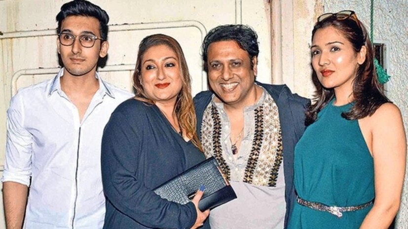 সুনীতা এবং গোবিন্দ ৩৭ বছর ধরে বিবাহিত এবং তারা এক মেয়ে টিনা এবং ছেলে যশবর্ধনের বাবা  ও মা। উল্লেখ্য, গোবিন্দের আইনজীবী জানিয়েছেন যে সুনিতা ছয় মাস আগেই বিবাহবিচ্ছেদের আবেদন করেছিলেন।