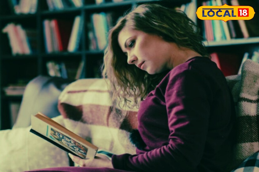 অনেকে বই পড়েন। তবে মনে মনে পড়লে চলবে না। মুখে আওয়াজ করে, দ্রুততার সঙ্গে নির্ভুল ভাবে পড়তে হবে। এই পন্থা একাগ্রতা বাড়িয়ে তোলে।