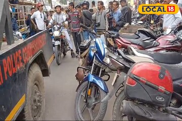 শিলিগুড়ির রাস্তায় লুকিয়ে বিপদ, গাড়ি চোখের আড়ালে হলেই বিরাট সমস্যা! শিলিগুড়ির রাস্তায় লুকিয়ে বিপদ, গাড়ি চোখের আড়ালে হলেই বিরাট সমস্যা!