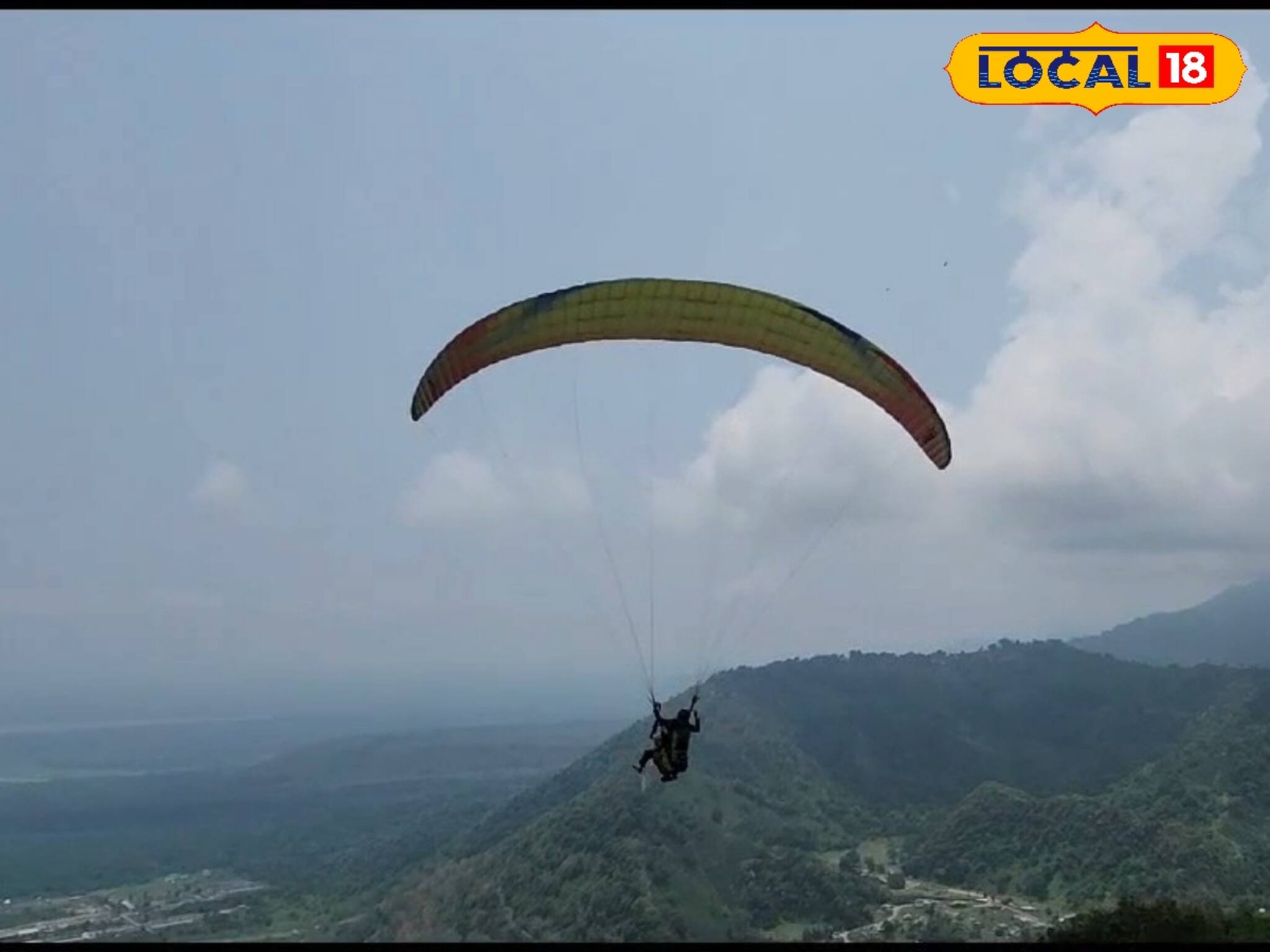 মোমোর প্লেট হাতে নামুন ঝরনায়,অ্যাডভেঞ্চার ট্যুরিজম নয়া আকর্ষণ,পাহাড়ের এই ঠিকানা আপনার জন্য