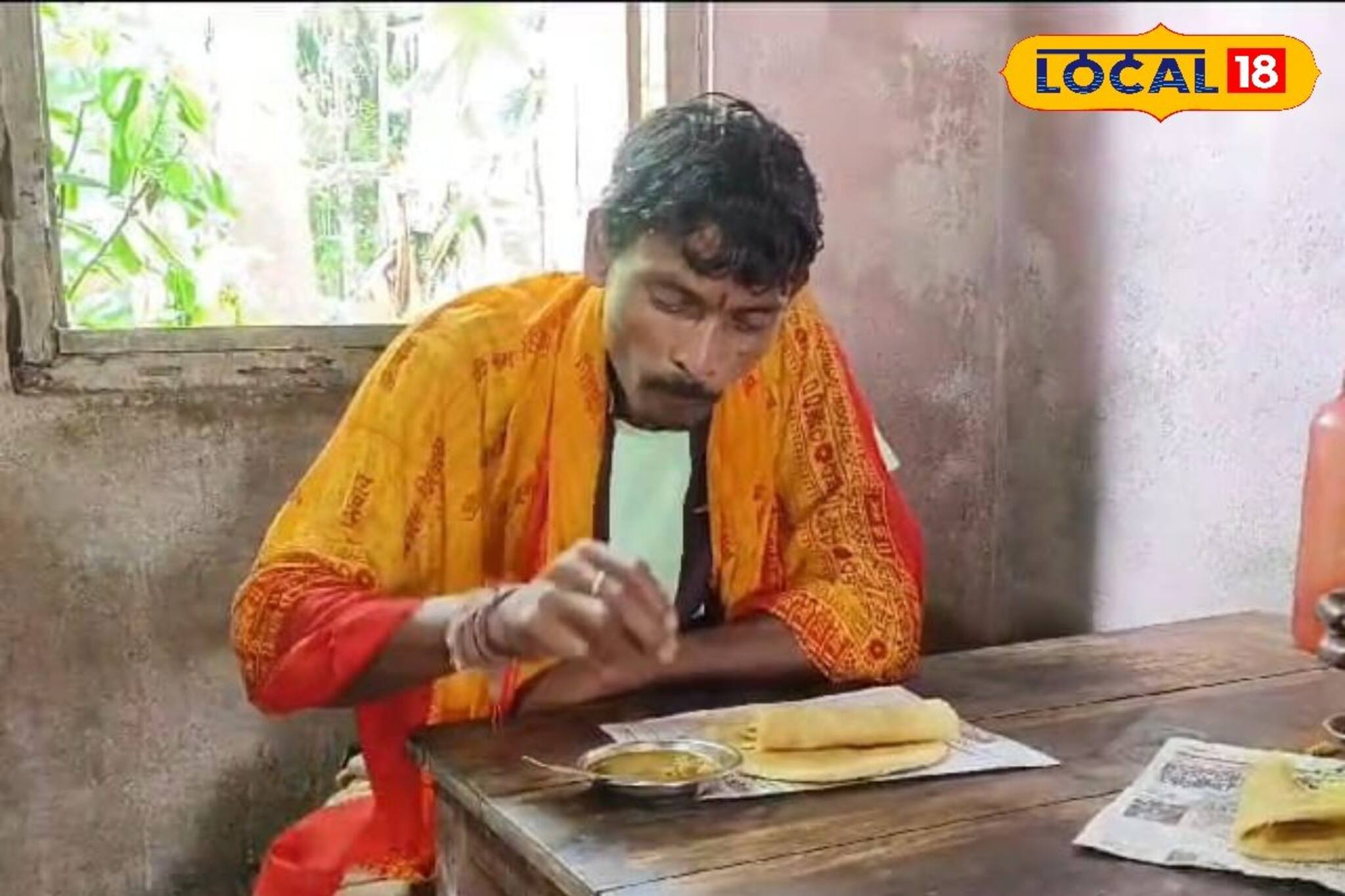 ডুয়ার্স ঘুরতে যাচ্ছেন? অবশ‍্যই দাঁড়িয়ে খেয়ে দেখুন এই দোকানের ডালপুরি, 'টেস্ট' ভুলতে পারবেন