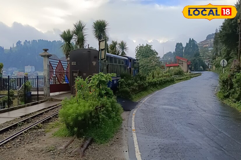 শীতের বিদায় বেলায় হঠাৎ করেই শীতের চোখ রাঙানি।কনকনে ঠান্ডা ফুরফুরে হাওয়ায় শীতের আমেজ পাহারজুড়ে । একদিকে উষ্ণতার ছোঁয়া সমতল জুড়ে অন্যদিকে হাড় কাঁপানো ঠান্ডা শৈলসহরে।
