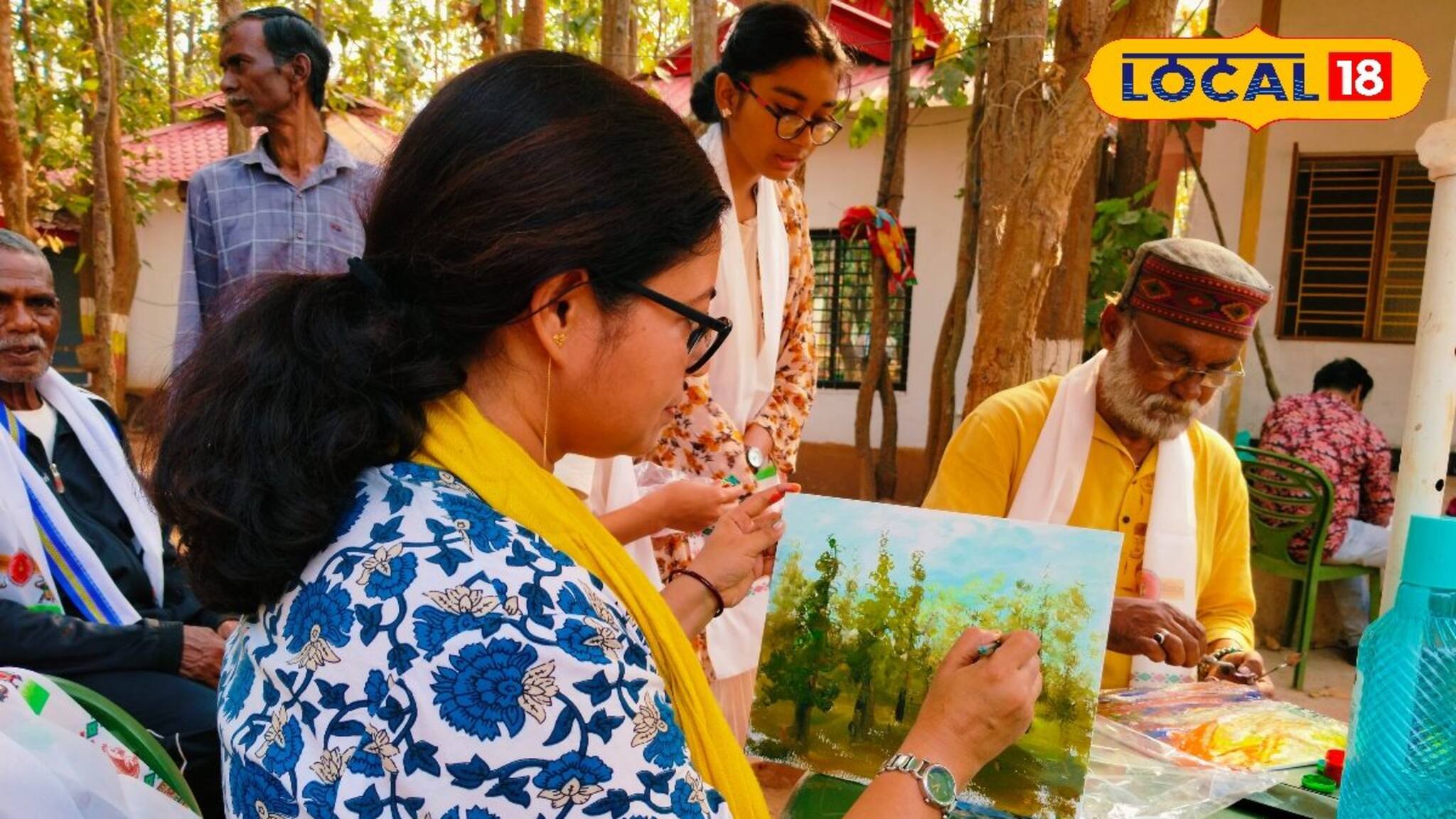 Jhargram News: শাল জঙ্গলে হাজির কলকাতা, বর্ধমানের ছেলেমেয়েরা! আনমনে শুরু করে দিলেন নিজেদের কাজ