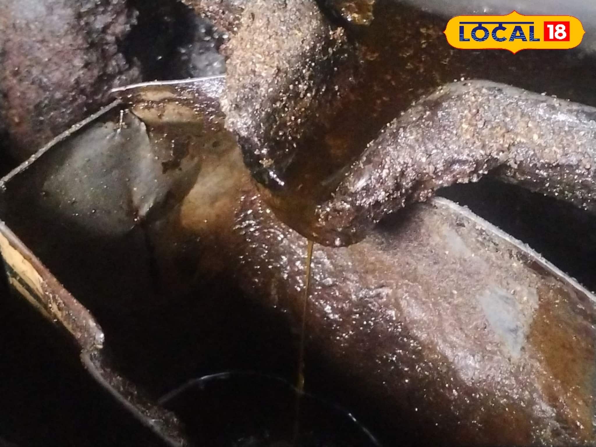 ভেজালের ভয় দূর, কমবে হৃদরোগের ঝুঁকি! আজও এই জায়গায় খাঁটি কাচ্চি ঘানি সরষে তেল