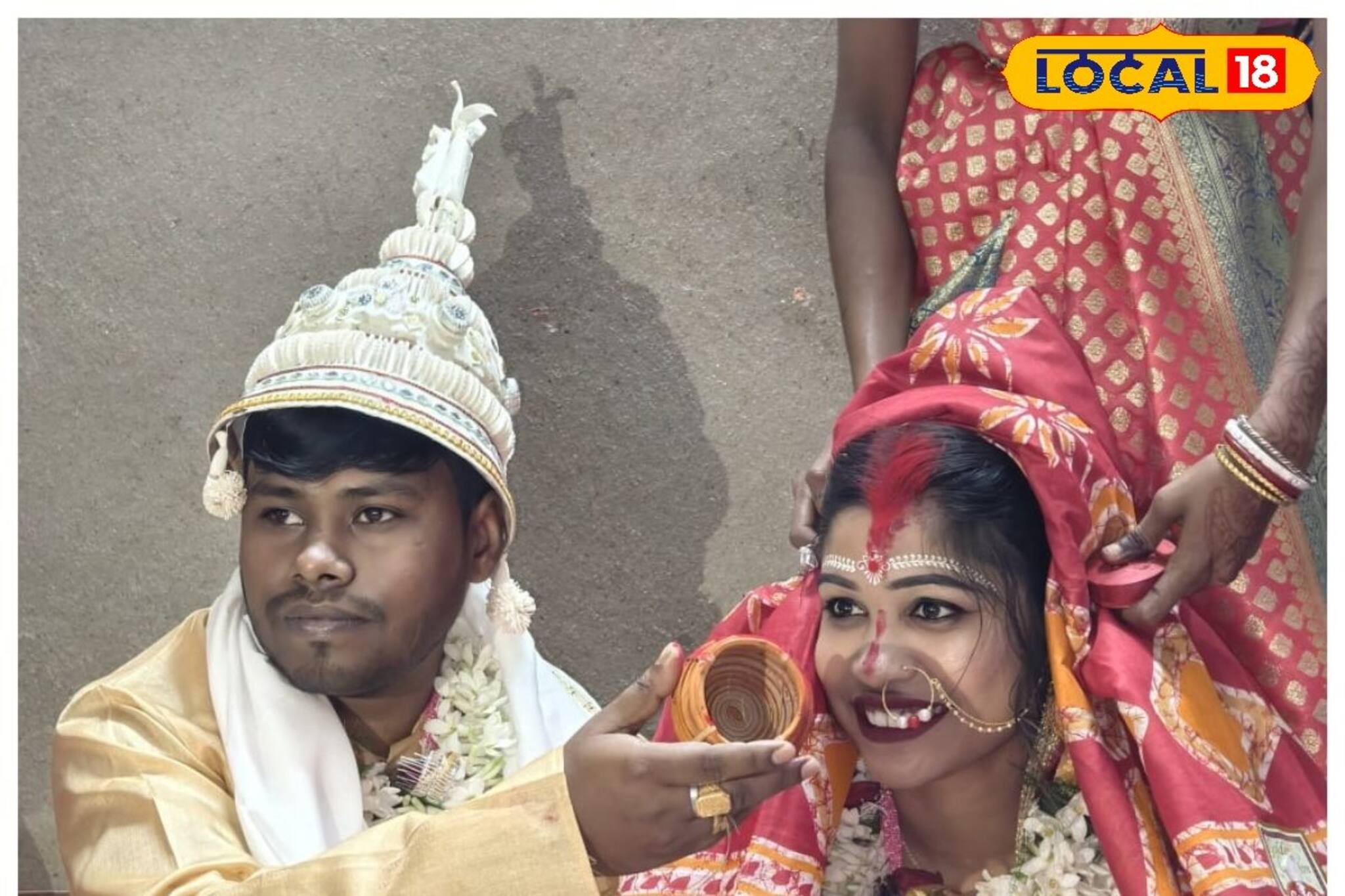 মোবাইলে গেম খেলতে খেলতেই প্রেম! রূপকথার বিয়ের পরে স্বপ্নের সংসারে পানসি সুব্রত-প্রীতির