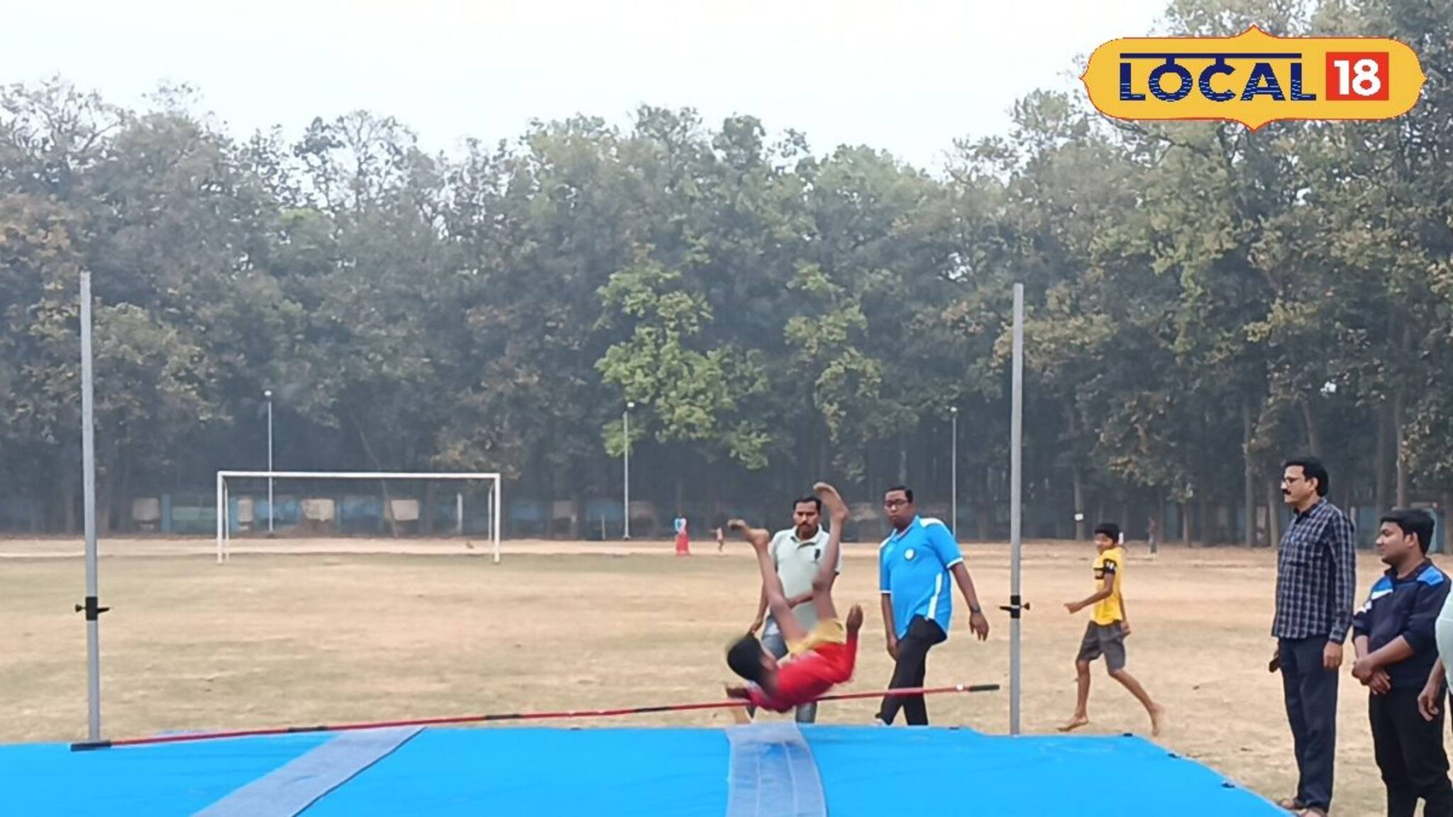 Jhargram News: লক্ষ্য ৩৪ এ ৩৪! নিউটনের তৃতীয় গতিসূত্র প্রয়োগ ঝাড়গ্রাম জেলা বিদ্যালয় ক্রীড়া সংসদের