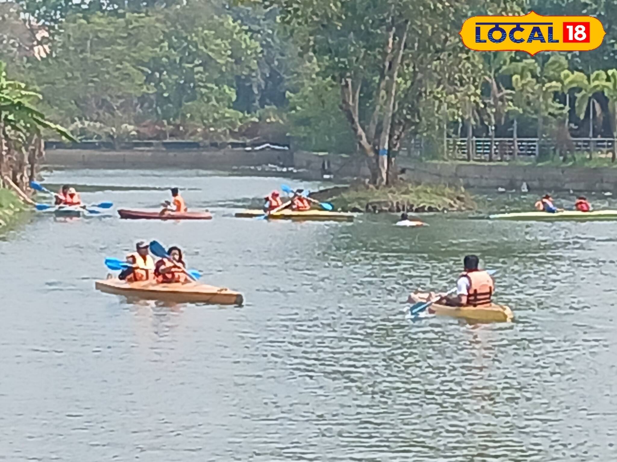 হাওড়ায় প্রথম অ্যাডভেঞ্চারাস স্পোর্টস কায়াকিং ওয়ার্কশপ! দারুণ আগ্রহ দেখল বাংলার মানুষ