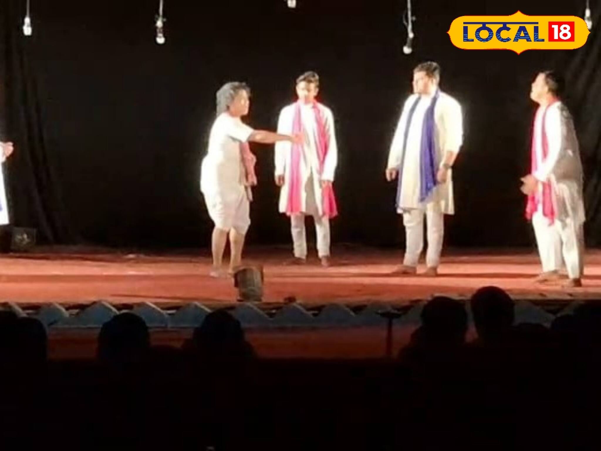 মোবাইল ছেড়ে নাটকে ফেরা! অভিনব প্রচেষ্টা ফালাকাটায়