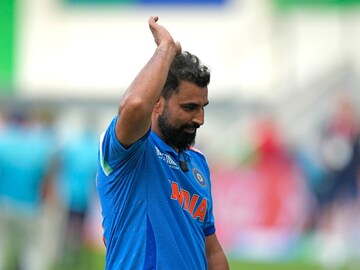 বাংলাদেশের বিরুদ্ধে মোট ৫টি বিশ্বরেকর্ড  গড়লেন শামি, এবার টার্গেট পাকিস্তান