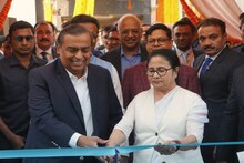 বাংলায় এখন নবজাগরণ, রাজ্যে বিপুল বিনিয়োগ রিলায়েন্সের! মুখ্যমন্ত্রীর প্রশংসায় আম্বানি