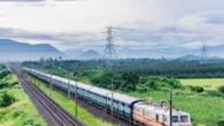 রেলযাত্রীদের সচেতন অভিভাবক হিসেবে নিজেদের ভূমিকা আরও দৃঢ় করে তুলেছে আরপিএফ