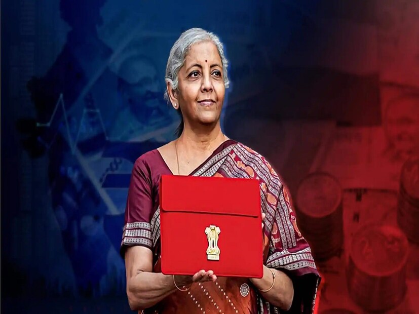 *নির্মলা সীতারমণের শাড়ি প্রতিবছরই আলাদা আলাদা গল্প বলে। ফলে বাজেটের দিনে কর ছাড়, রাজস্ব নীতির পাশাপড়ি তাঁর শাড়ি নিয়েও আমজনতার কৌতুহলের সীমা থাকে না। সংগৃহীত ছবি। 