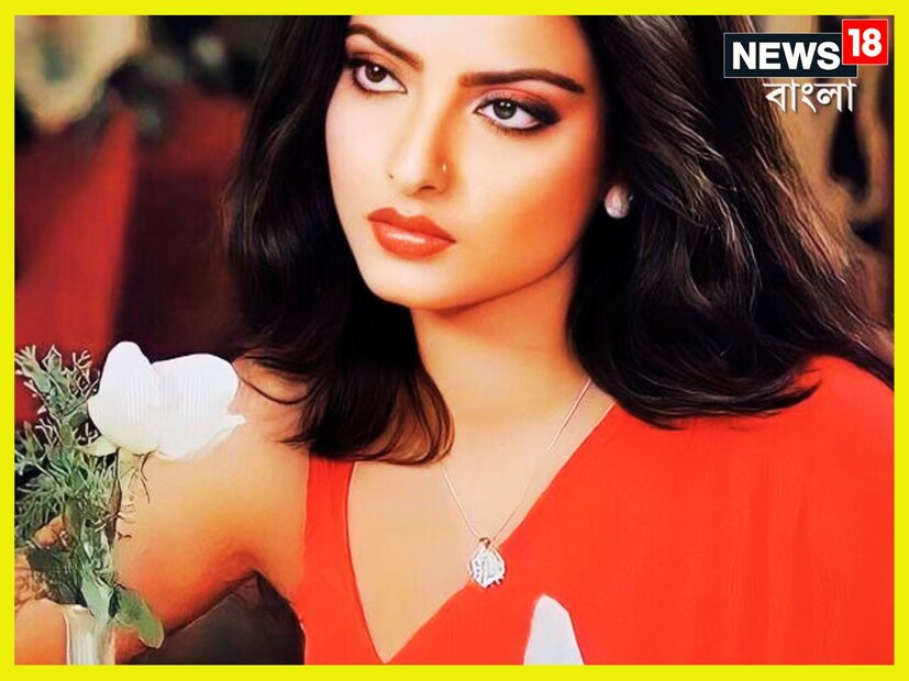 সেই ছবিই অর্থাৎ সিলসিলা ফের সিনেমা হলে মুক্তি পেতে চলেছে, জয়া বচ্চন ও রেখা অভিনীত ছবিটি অত্যন্ত আইকনিক ছিল ৷ চার দশক পরেও দর্শকদের মনে আজও অটুট ভাললাগার সেই টান ৷ ভালবাসার সেই টান ৷ ফাইল ছবি ৷