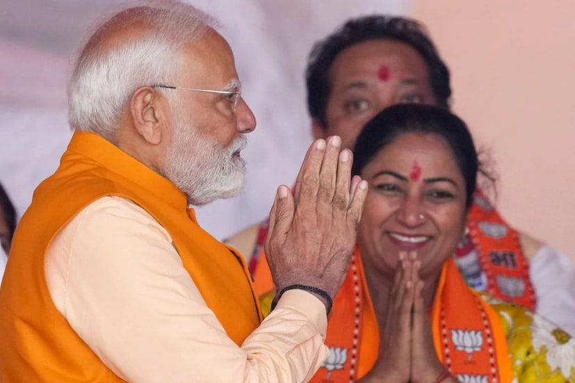 মদনলাল খুরানা, সাহিব সিং ভার্মা এবং সুষমা স্বরাজের পর দিল্লিতে বিজেপির চতুর্থ মুখ্যমন্ত্রী হচ্ছেন রেখা গুপ্ত। উল্লেখযোগ্য বিষয় হল, এই মুহূর্তে রেখা বিজেপির একমাত্র মহিলা মুখ্যমন্ত্রী, যিনি কোনও বিজেপি শাসিত রাজ্যের দায়িত্ব সামলাবেন। 