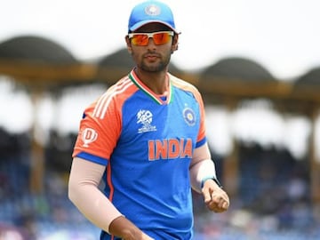 প্রথম প্লেয়ার হিসেবে শিবম দুবে গড়লেন এমন বিশ্বরেকর্ড, যা ক্রিকেট ইতিহাসে কারও নেই প্রথম প্লেয়ার হিসেবে শিবম দুবে গড়লেন এমন বিশ্বরেকর্ড, যা ক্রিকেট ইতিহাসে কারও নেই