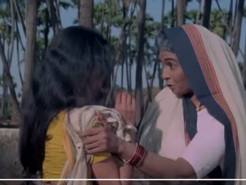 ডাকু গব্বর সিং থেকে শুরু করে জয়, বীরু, ঠাকুর, বসন্তি। ‘শোলের’ প্রতিটি চরিত্রই কাছের হয়ে উঠেছিল দর্শকদের। এমনকী এই ছবির ছোট ছোট চরিত্রগুলিও তুমুল জনপ্রিয়তা লাভ করে। 
