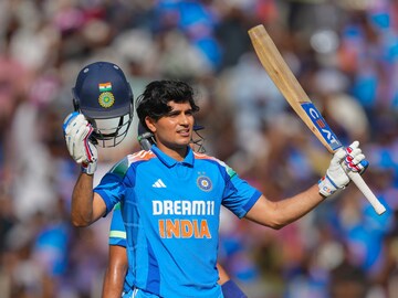 Shubman Gill: এক শতরানে ৫ বিশ্বরেকর্ড! বিশ্বের প্রথম ব্যাটার হিসেবে নজির শুভমান গিলের