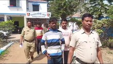 কৃষি জমি থেকে বেআইনিভাবে কেটে নেওয়া হচ্ছিল মাটি, অভিযানে গিয়ে যা করল পুলিশ...