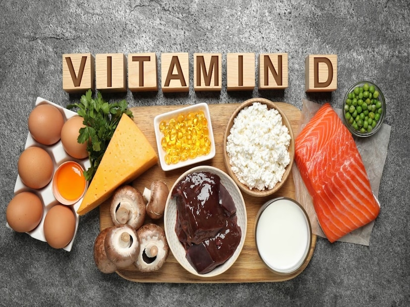 &#x1f449; ভিটামিন ডি (Vitamin D): ক্যালসিয়াম শোষণ, হাড়ের স্বাস্থ্য এবং রোগ প্রতিরোধ ক্ষমতার জন্য অত্যন্ত গুরুত্বপূর্ণ। ভিটামিন ডি-এর অভাবে দুর্বল হাড়, ফ্র্যাকচারের ঝুঁকি এবং রোগ প্রতিরোধ ক্ষমতা কমে যেতে পারে। 
