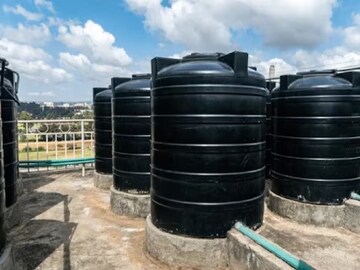 মুহূর্তেই জলের ট্যাঙ্ক ঝকঝকে সাফ! হেঁশেলের ২ জিনিসেই কামাল! জানুন কী কী করলে মিলবে ফল