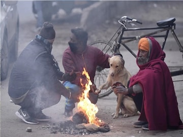 পূবালী হাওয়ার দাপট! ফিরবে ঠান্ডা? নাকি এই সপ্তাহেই বিদায় শীতের? নতুন আপডেট হাওয়া অফিসের পূবালী হাওয়ার দাপট! ফিরবে ঠান্ডা? নাকি এই সপ্তাহেই বিদায় শীতের? নতুন আপডেট হাওয়া অফিসের
