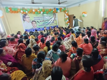 ‘দুয়ারে সরকারের’ পর এবার  'দুয়ারে চাটাই'