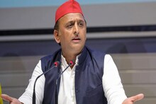 মৃত্যুর ‘আসল’ পরিসংখ্যান কোথায়? মহাকুম্ভের পদপিষ্টের ঘটনায় তীব্র আক্রমণে অখিলেশ
