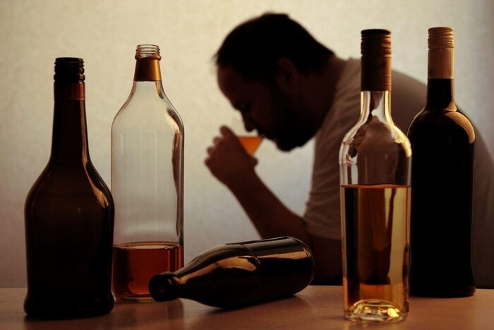 Alcohol Consumption:কেউ মদে আসক্ত কিনা বলে দেবে সুরাপানের ধরন! দাবি সমীক্ষায় Alcohol Consumption:কেউ মদে আসক্ত কিনা বলে দেবে সুরাপানের ধরন! দাবি সমীক্ষায়