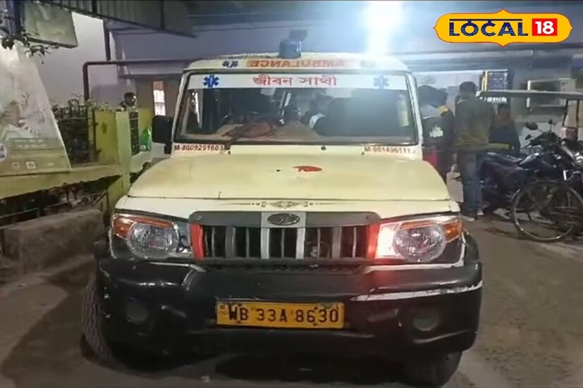 ঘাটাল মহকুমা হাসপাতালে প্রাথমিক চিকিৎসার পর হাতে ব্যান্ডেজ নিয়ে যান থানায়। কারণ তার উপর প্রশ্নপত্র আনার দায়িত্ব। নির্দিষ্ট সময়ে হবে পরীক্ষা। প্রশ্ন সংগ্রহ করে, তা নির্ধারিত সময়ের মধ্যে পৌঁছলে তবেই ছাত্রছাত্রীরা পরীক্ষা দিতে পারবে। নিজের কষ্টকে মুখ বুজে সহ্য করে তিনি প্রশ্নপত্র নিয়ে পৌঁছে দেন পরীক্ষাকেন্দ্রে অর্থাৎ নিজের স্কুলে। প্রতীকী ছবি