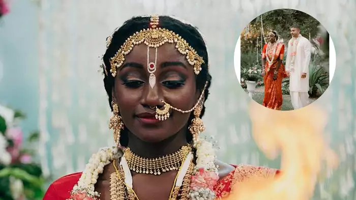 শ্যামা তার দক্ষিণ ভারতীয় শাড়ির সঙ্গে যে সোনার গয়না পরেছিলেন তা ছিল আরও আকর্ষণীয়। বিশেষত তাঁর কব্জির সোনার ব্রেসলেটটি ছিল খুবই নজরকাড়া, যা তাঁর হাতের সৌন্দর্য আরও বাড়িয়ে তুলছিল।