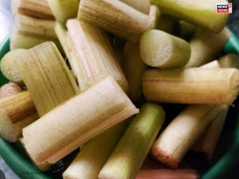 বাঙালির কচু শাক, কচু নিয়ে নানা ধরনের রান্নার পদের গল্প রয়েছে। তবে কচু শাক বিশেষ করে গর্ভবতী মহিলাদের ক্ষেত্রে অসম্ভব উপকারী।কারণ,কচুর সাথে প্রচন্ড পরিমাণে আয়রন থাকার ফলে গর্ভবতী মহিলাদের এটি খুব উপকারে লাগে।
