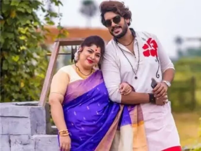 সন্তান না নেওয়ার সিদ্ধান্ত---এই দম্পতি বর্তমানে ৪০ বছর বয়স পার করেছেন। তবে তাঁদের কোনও সন্তান নেই। তাঁরা জানিয়েছেন, "এখন যদি সন্তান নেই, তাহলে বড় করতে করতে ৬০ বছর হয়ে যাবে। তখন সন্তানের দেখাশোনা কে করবে? তাই আমরা সন্তান নেওয়ার পরিকল্পনা করিনি।"  