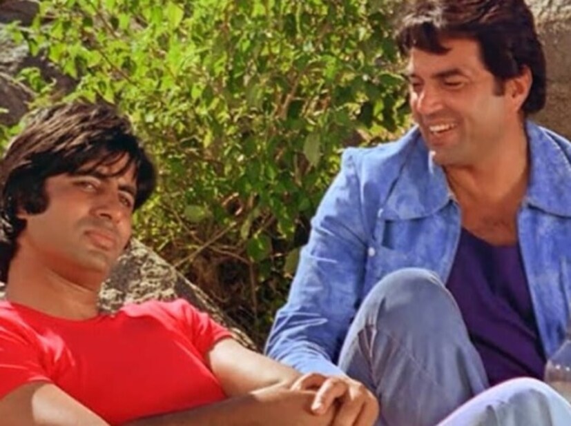 বক্স অফিস ইন্ডিয়ার মতে, ২০ কোটি টাকায় তৈরি 'আপনে' বক্স অফিসে প্রায় দ্বিগুণ- ৩৯.২৬ কোটি টাকা আয় করেছিল। সিনেমায় ধর্মেন্দ্র, সানি এবং ববির বাবার চরিত্রেই অভিনয় করেছিলেন।