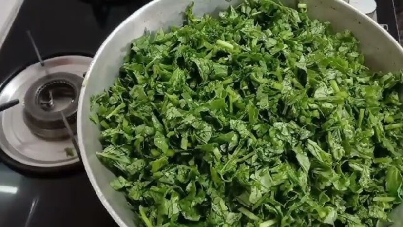 দুর্দান্ত সুস্বাদু এই সবজিটি কেবল খাবারে স্বাদই বাড়ায় না, এটি যেমন আমাদের ঠান্ডা লাগা থেকে রক্ষা করে তেমনই আমাদের রোগ প্রতিরোধ ক্ষমতাও শক্তিশালী করে।