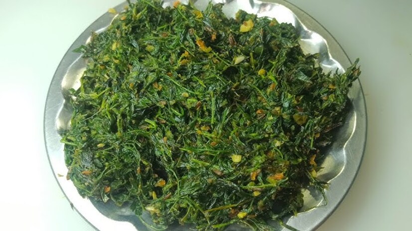 শীতকালের মাত্র অল্প কয়েকমাস বাজারে পাওয়া যায় আরও একটি শাক যার গুণের বহর শুনলে আপনিও ছুটবেন বাজার। আসলে এই সবুজ শক্তি আমাদের স্বাস্থ্যের জন্য আশীর্বাদের চেয়ে কম নয়।